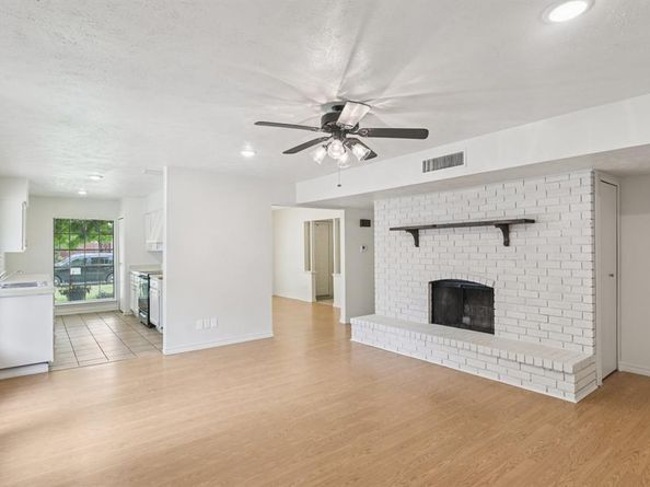 2622  Riviera Drive , Garland Texas 75040