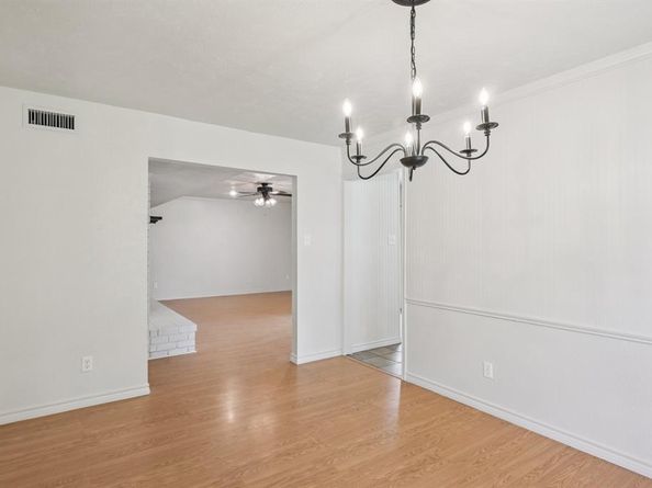 2622  Riviera Drive , Garland Texas 75040
