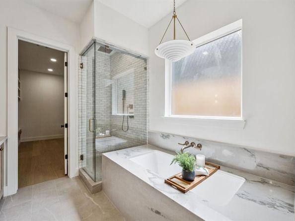 6244  Richmond Avenue , Dallas Texas 75214