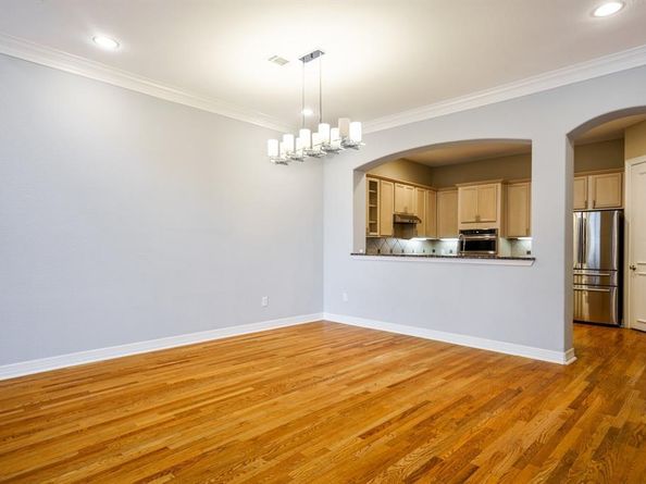 2205  Canton Street  107, Dallas Texas 75201