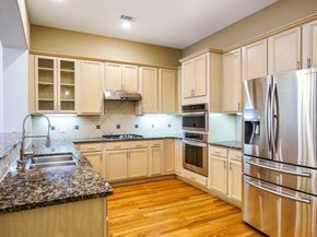 2205  Canton Street  107, Dallas Texas 75201