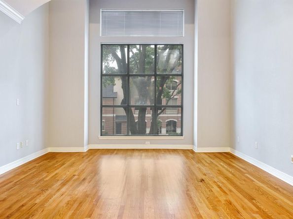 2205  Canton Street  107, Dallas Texas 75201