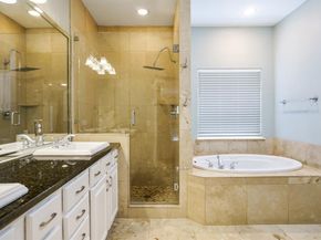 2205  Canton Street  107, Dallas Texas 75201
