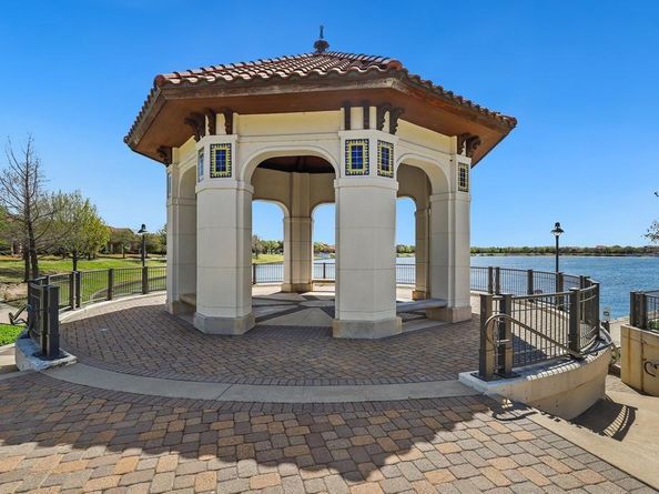 1440  Silver Marten Trail , Arlington Texas 76005