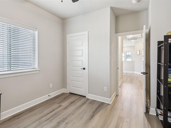 1440  Silver Marten Trail , Arlington Texas 76005