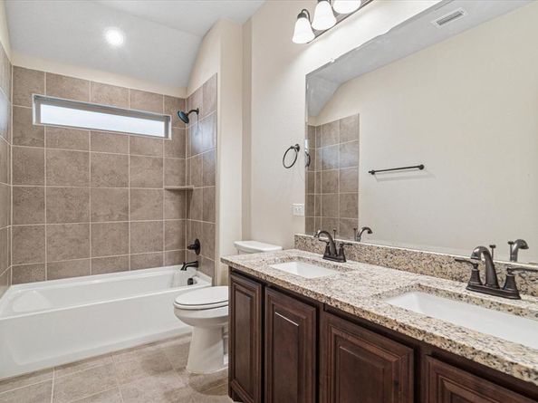 1702  Veneto Drive , McLendon Chisholm Texas 75032
