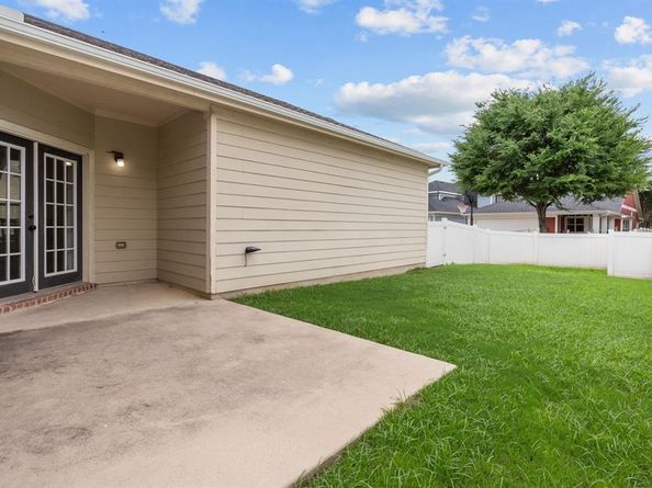 920  King George Lane , Savannah Texas 76227