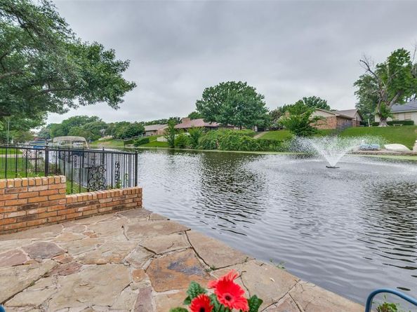 1420  Porto Bello Court , Arlington Texas 76012