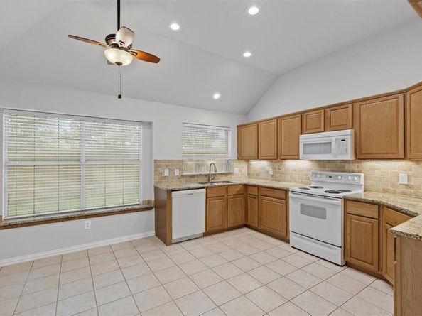 8128  Hosta Way , Fort Worth Texas 76123