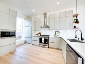 512 N Lancaster Street , Dallas Texas 75203