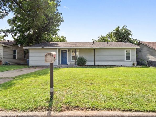 3005  Pate Drive , Fort Worth Texas 76105