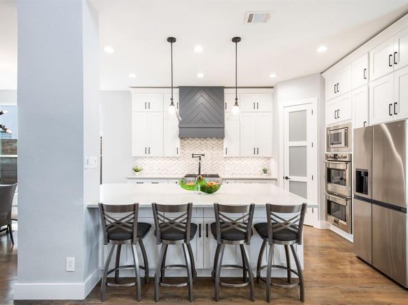 2093  Holt Way , Grapevine Texas 76051