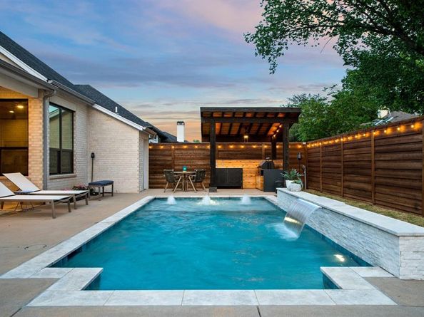 2093  Holt Way , Grapevine Texas 76051