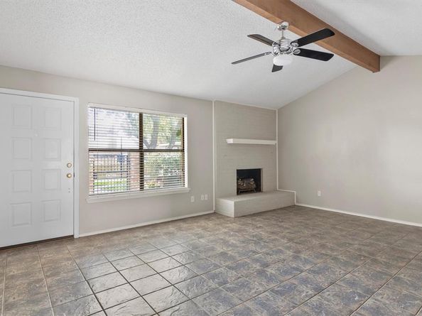 1109  Glenbrook Street , Benbrook Texas 76126