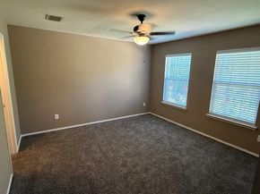 8105  York Beach Place , Arlington Texas 76002
