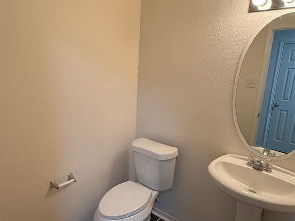 8105  York Beach Place , Arlington Texas 76002