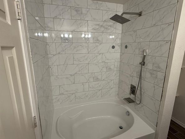 8105  York Beach Place , Arlington Texas 76002