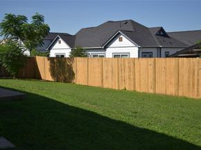 8105  York Beach Place , Arlington Texas 76002