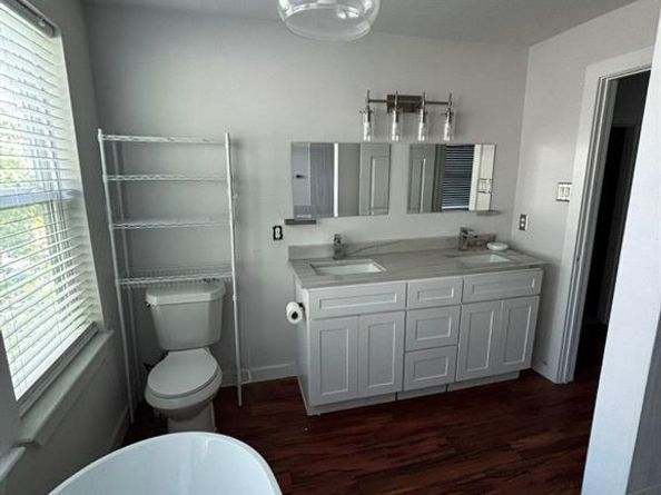 2505  May Street , Fort Worth Texas 76110
