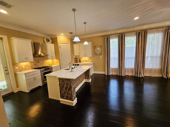 4931  Homer Street , Dallas Texas 75206