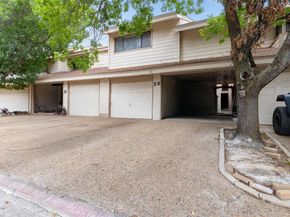 26  Oakbrook Drive , Lewisville Texas 75057