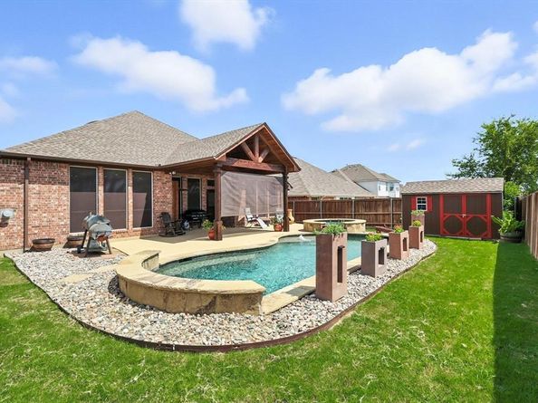 10121  Red Bluff Lane , Fort Worth Texas 76177