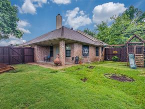 6718  Livingstone Street , Rowlett Texas 75089