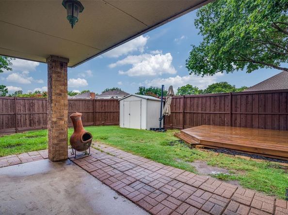 6718  Livingstone Street , Rowlett Texas 75089
