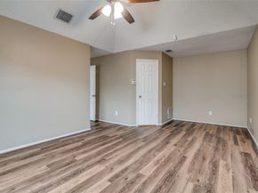 6718  Livingstone Street , Rowlett Texas 75089