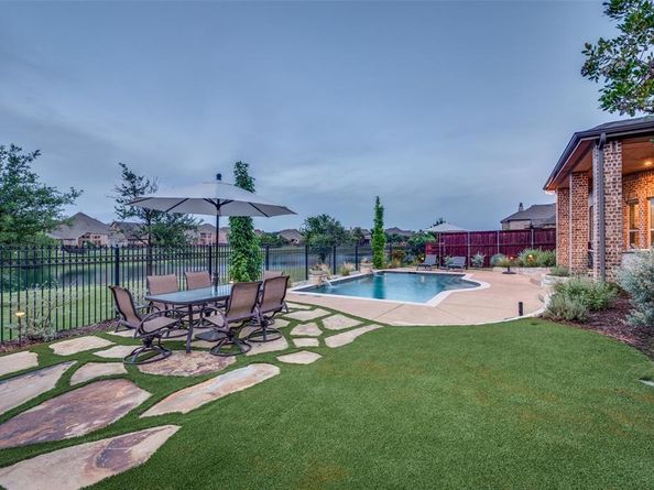 3329  Lochside  , The Colony Texas 75056