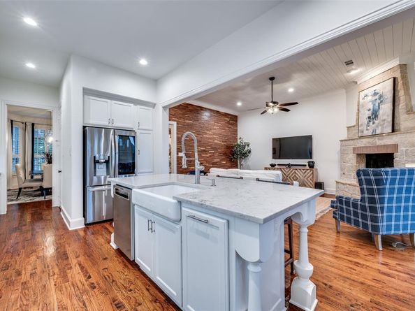 3329  Lochside  , The Colony Texas 75056