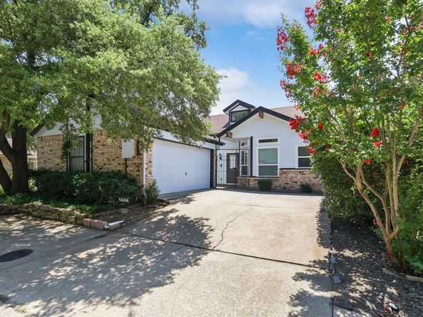 3232  San Jacinto Street , Dallas Texas 75204