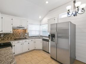 3232  San Jacinto Street , Dallas Texas 75204