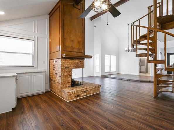 3232  San Jacinto Street , Dallas Texas 75204