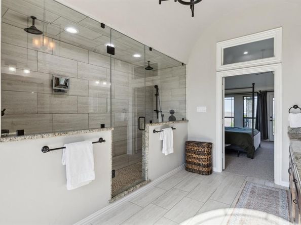 2413  Versailles Drive , Heath Texas 75032