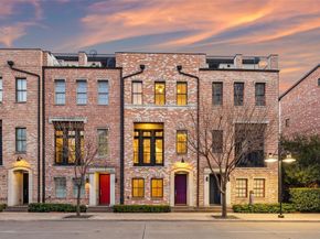 2134  Canton Street , Dallas Texas 75201