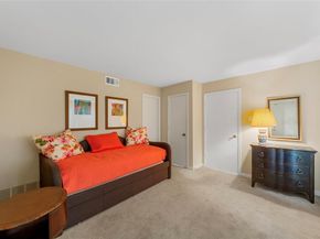4211  Prescott Avenue  5, Dallas Texas 75219