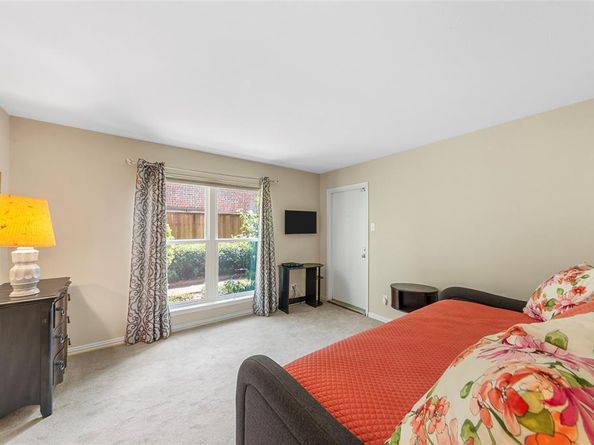 4211  Prescott Avenue  5, Dallas Texas 75219