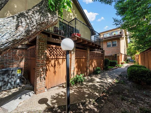 4211  Prescott Avenue  5, Dallas Texas 75219