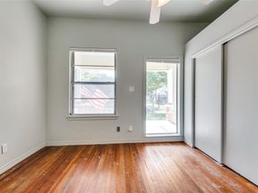 400 S Clinton Avenue , Dallas Texas 75208