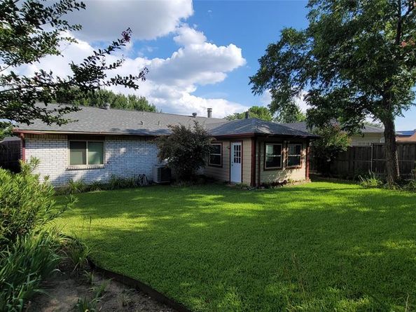 10207  Sweet Gum Street , Dallas Texas 75249