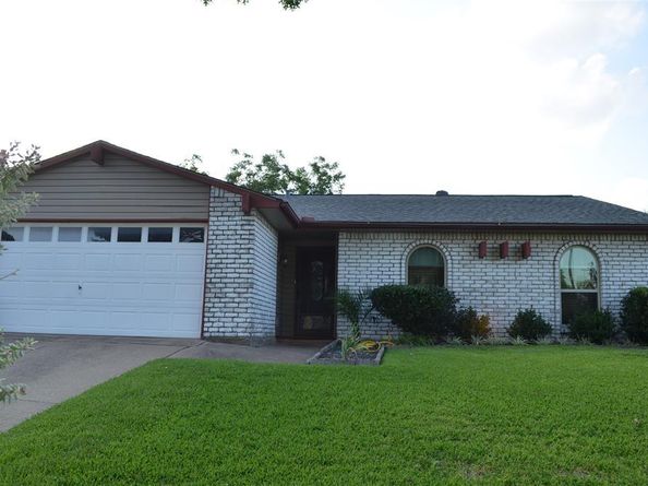 10207  Sweet Gum Street , Dallas Texas 75249