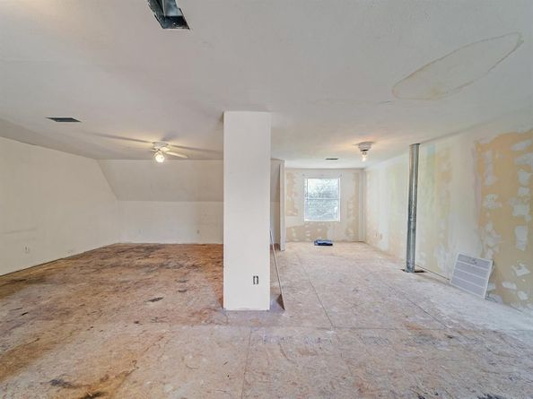 13833  Indian Wells Road , Dallas Texas 75253