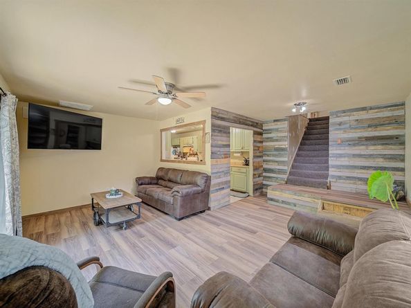 13833  Indian Wells Road , Dallas Texas 75253