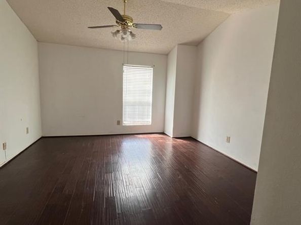 613  Carriagehouse Lane  8D, Garland Texas 75040