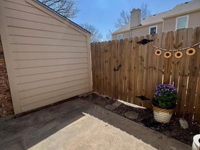 613  Carriagehouse Lane  8D, Garland Texas 75040