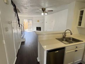 613  Carriagehouse Lane  8D, Garland Texas 75040