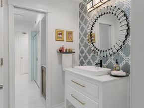 7148  Roundrock Road , Dallas Texas 75248