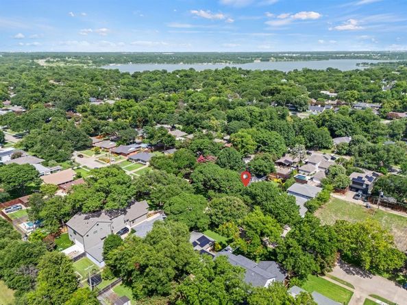 7166  Dalewood Lane , Dallas Texas 75214