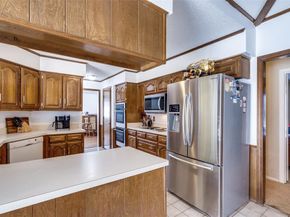 6527  Genstar Lane , Dallas Texas 75252
